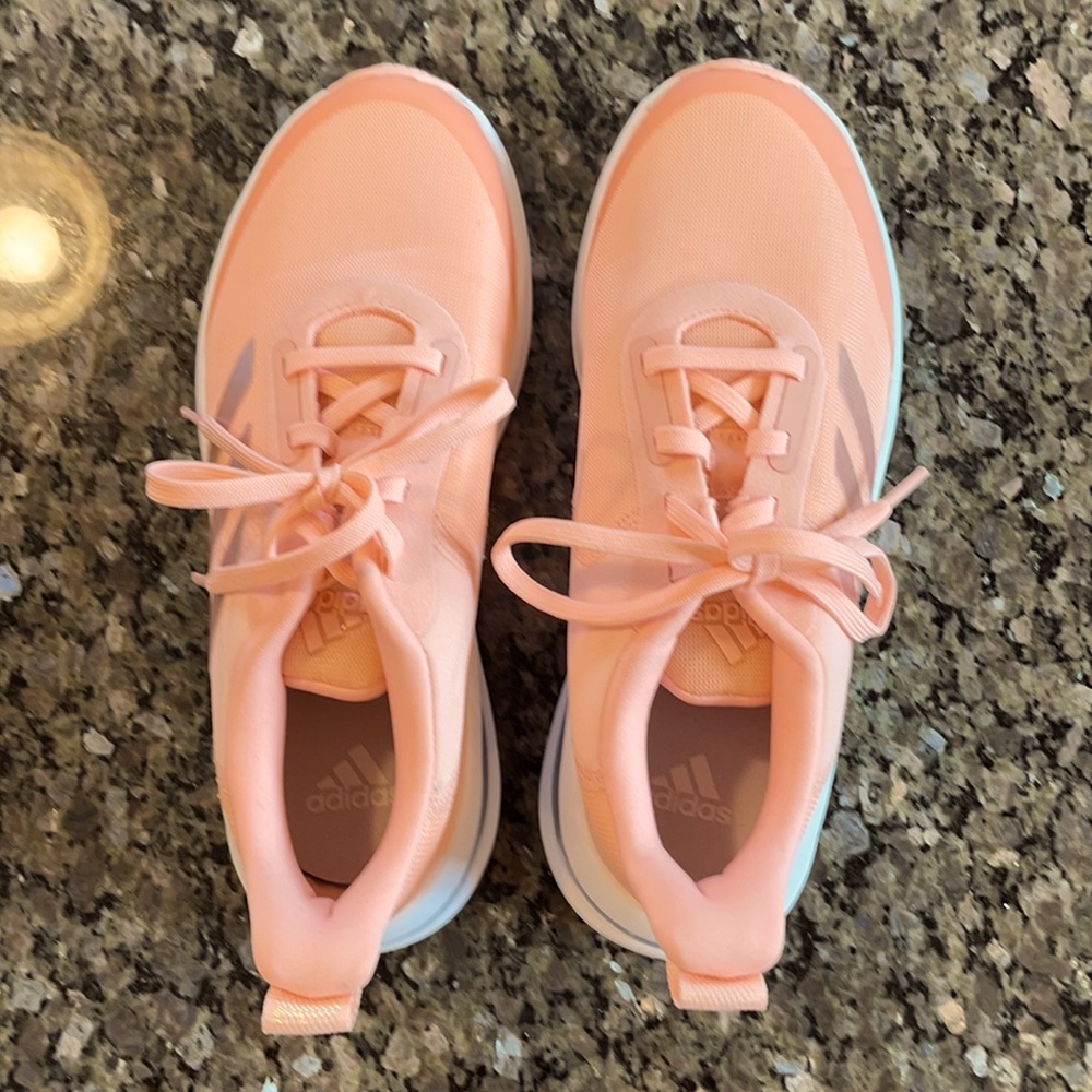Adidas salmon colored running sneaker